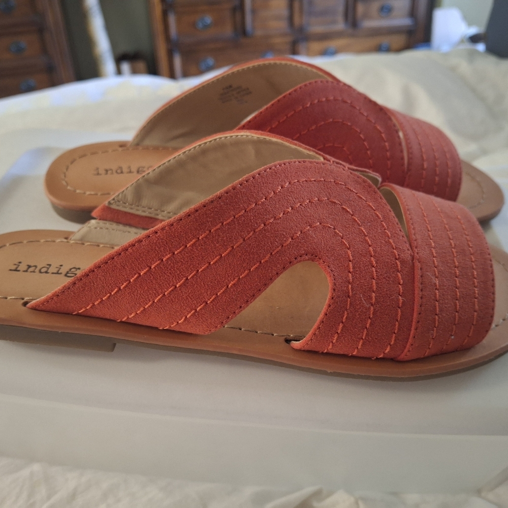 Sandal